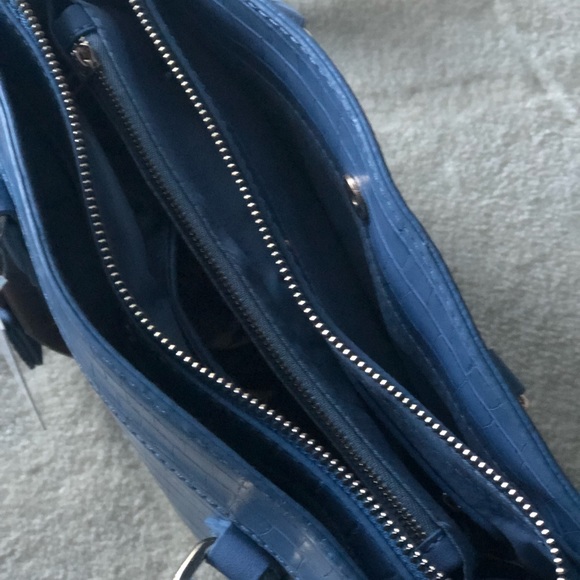 Miztique Designer Blue Vegan gator Leather Handbag New - Picture 5 of 5